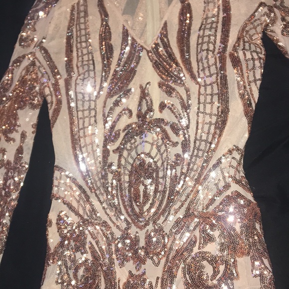 dress - Picture 2 of 7